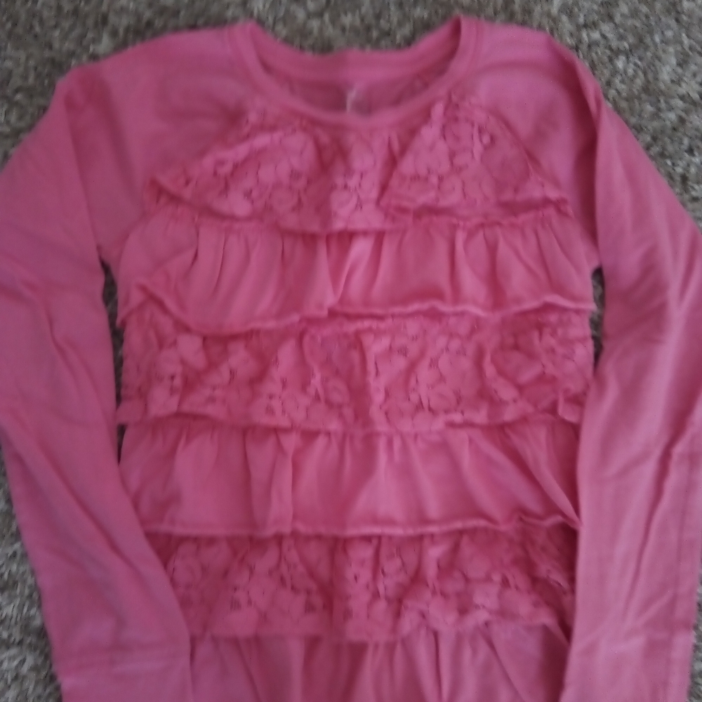 Girls pink ruffled top
